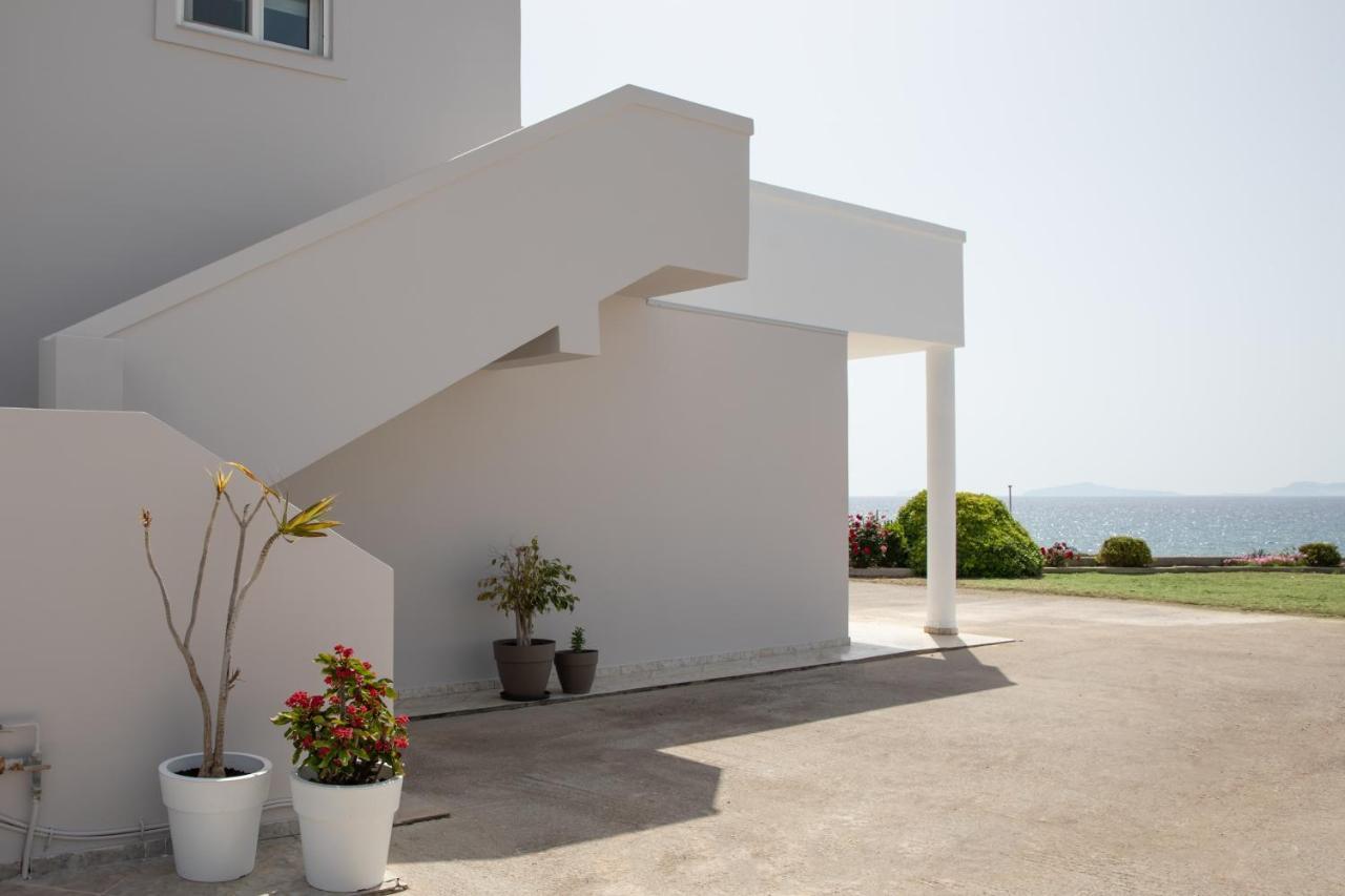 Aegean Eyes 3bd House βy The Sea *